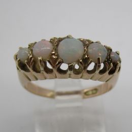 Ring 9ct Gold - 5 Opals