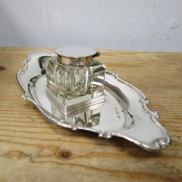 Antique Silver Desk Ink Well - London 1922